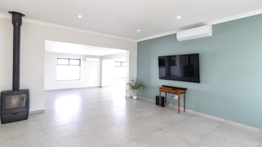 3 Bedroom Property for Sale in Atlantic Waves Estate Western Cape